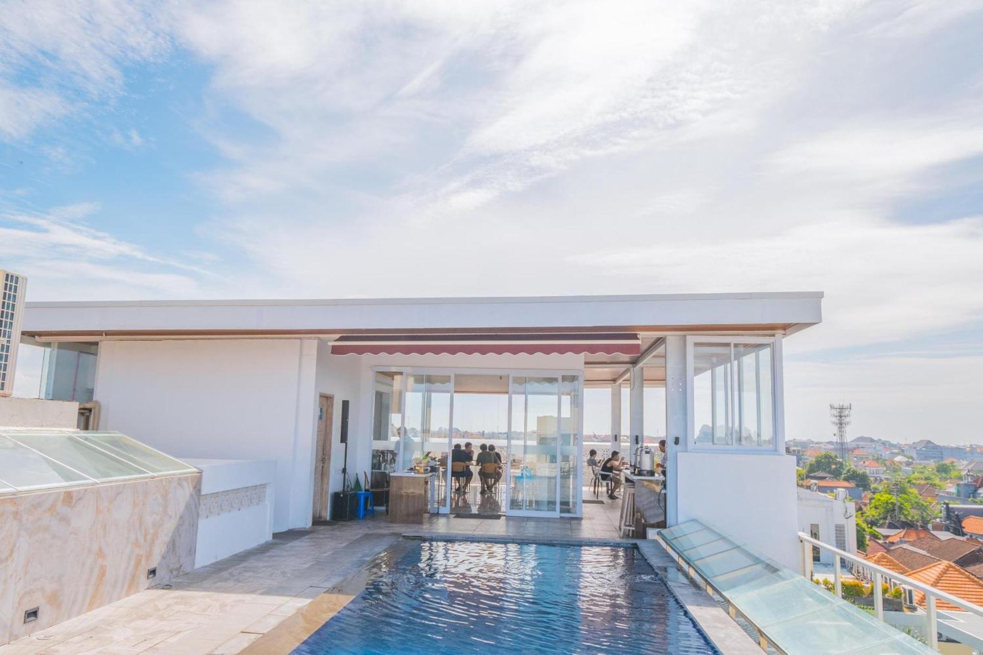 Boss Legian Hotel Powered By Archipelago Dış mekan fotoğraf
