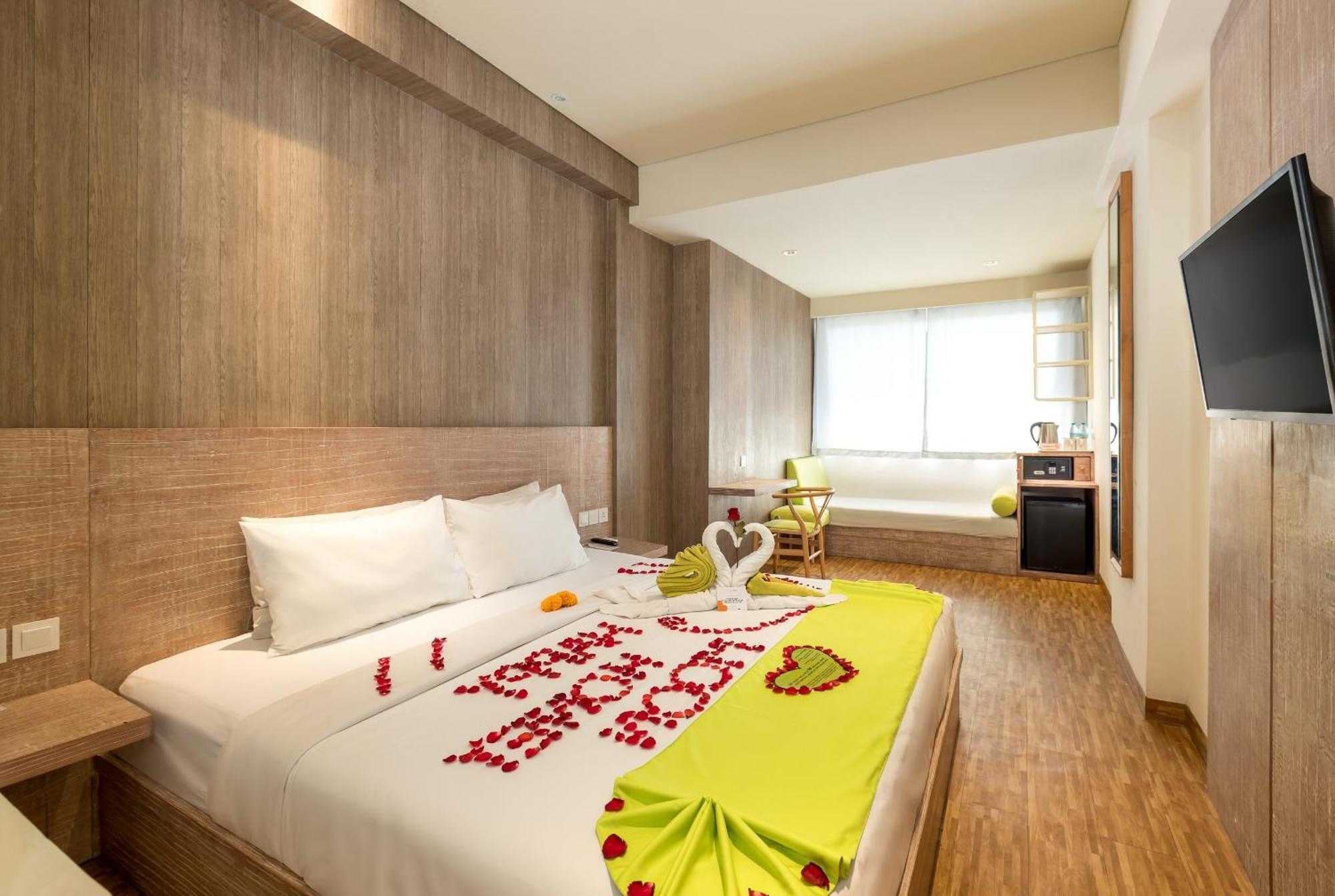 Boss Legian Hotel Powered By Archipelago Dış mekan fotoğraf